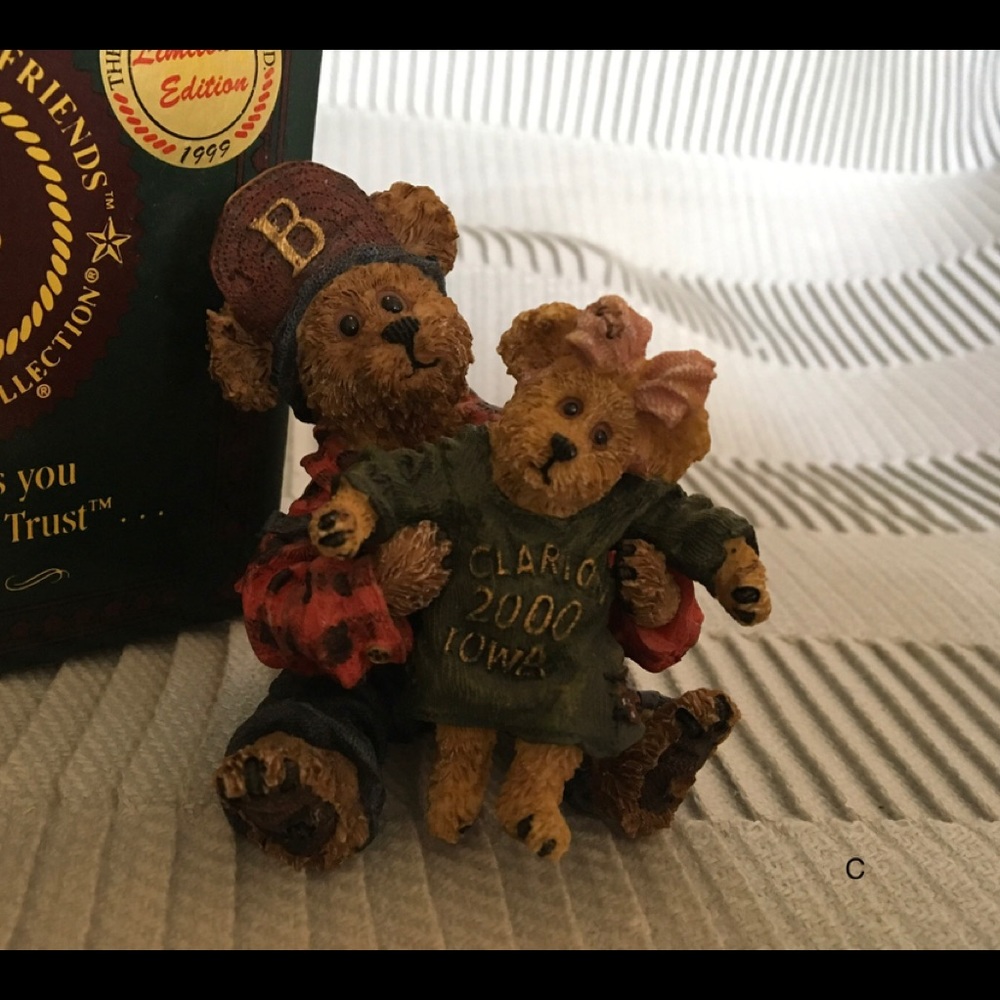 Boyd’s Bears Grant & Clark